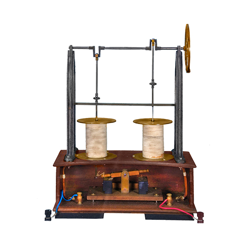 Maquette du Moteur à électroaimant construit par l'ingénieur Page